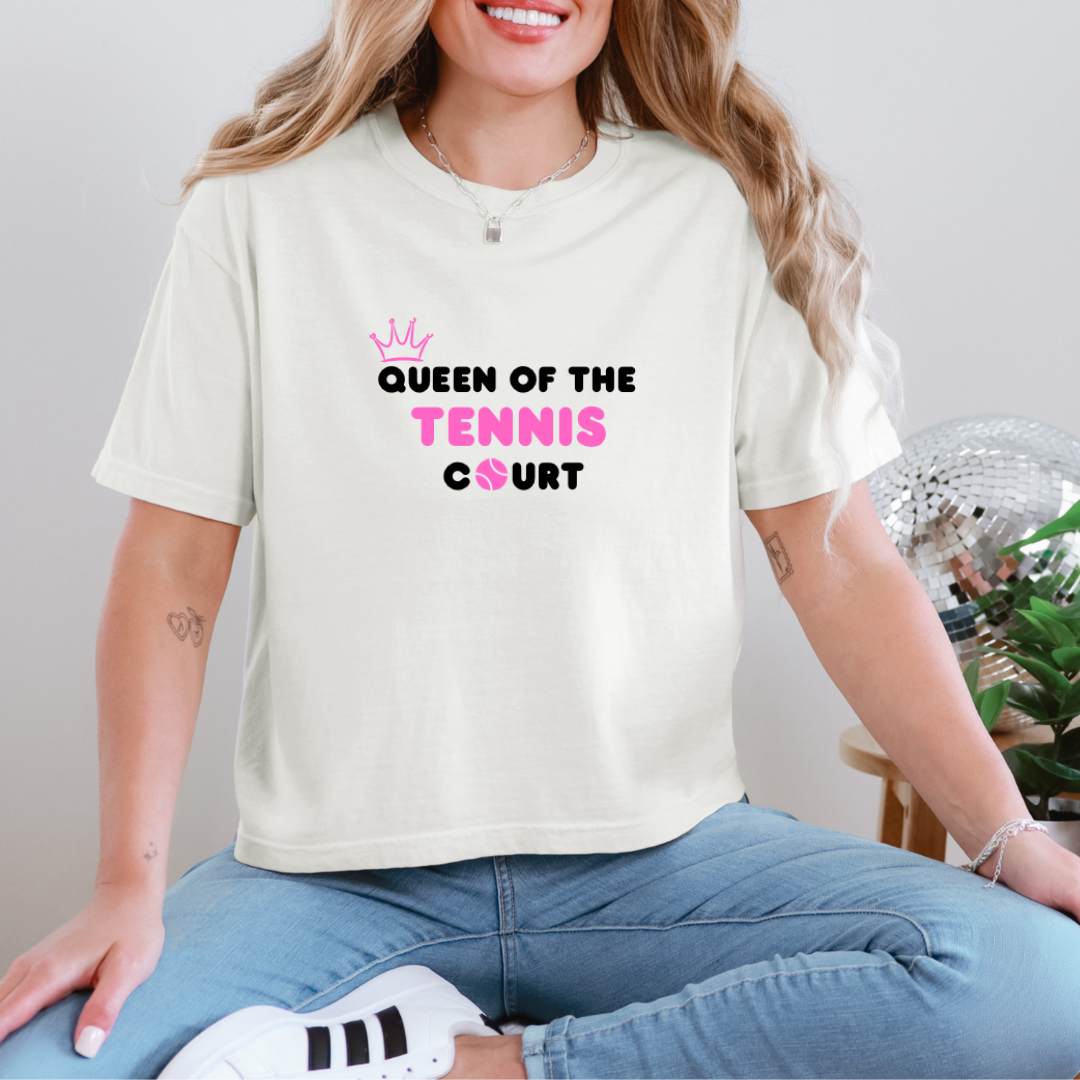 Queen of the Tennis Court T-Shirt – Women’s Cropped Tennis Tee